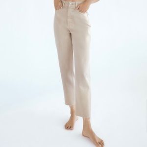 Zara mom fit jeans - color Ecru - size EUR 40/ US 8/ 29